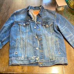 Levi's jean jacket